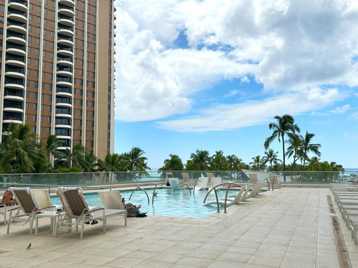Ilikai Apt 302 - Spacious Studio With Stunning Ocean & Harbor Views Honolulu Extérieur photo