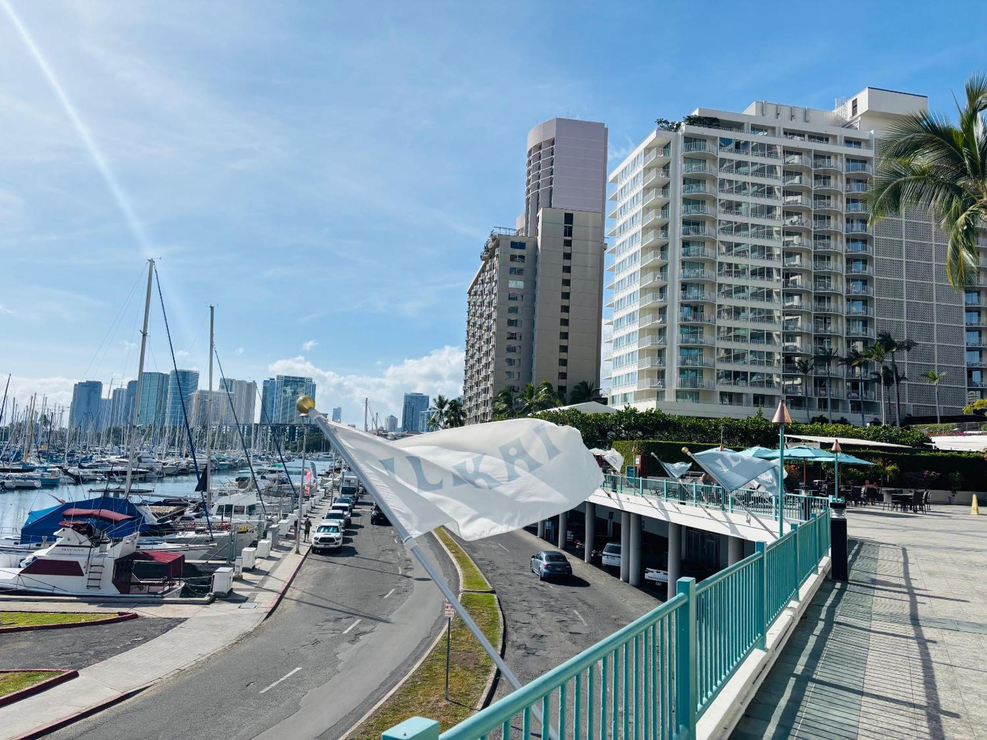 Ilikai Apt 302 - Spacious Studio With Stunning Ocean & Harbor Views Honolulu Extérieur photo